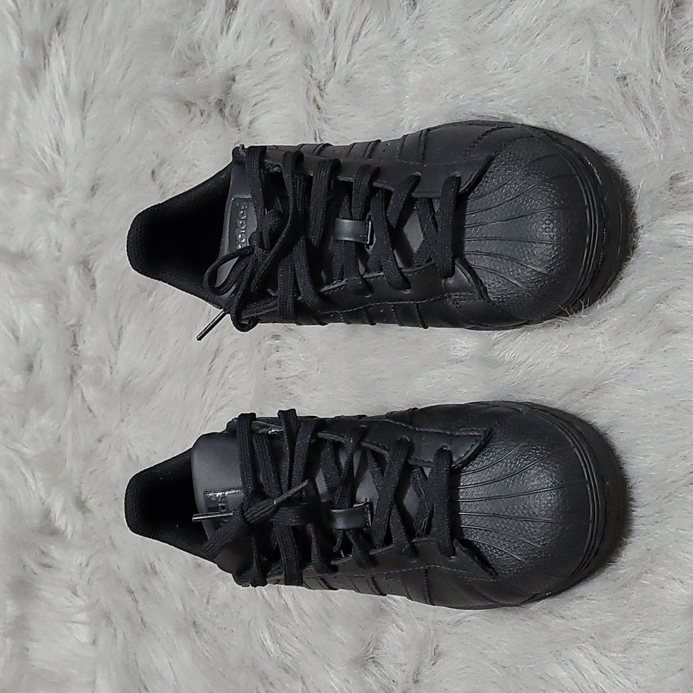 Black Shell Toe Adidas
